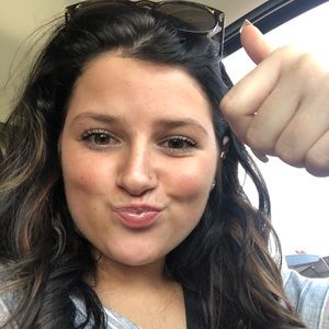 Meet your Posher, Samantha